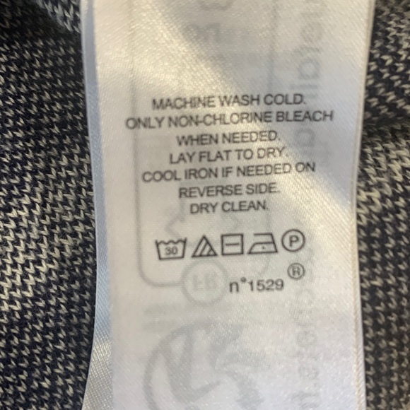 Lauren  Ralph Lauren black label 
Women Size L short sleeve navy 
Stripe sweater - Picture 4 of 5